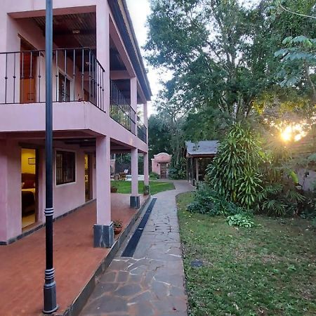 Rincon Escondido B&B プエルト・イグアス エクステリア 写真